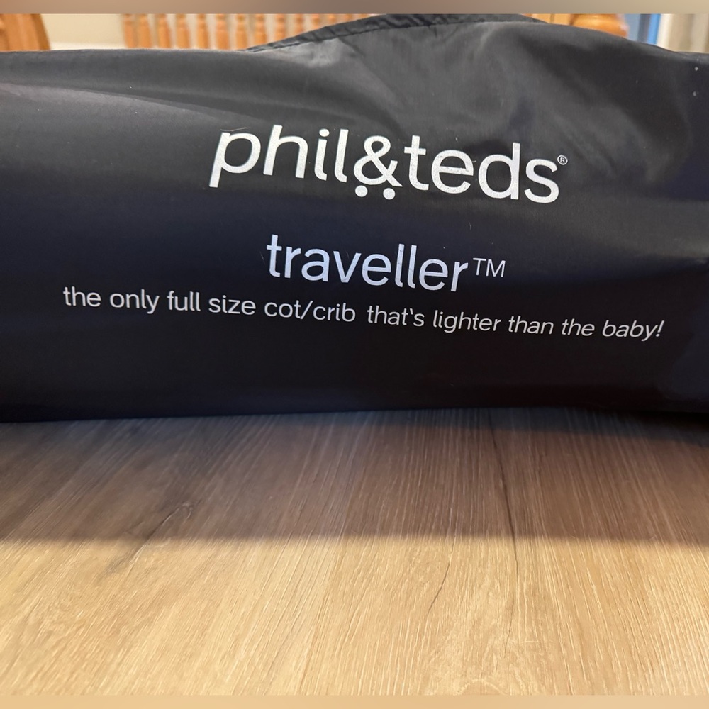 Phil&Teds Traveler Crib